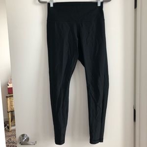 Black Lululemon leggings